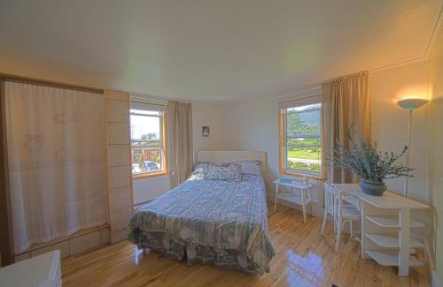Perce Hotel | Hôtel-Motel Rocher Percé