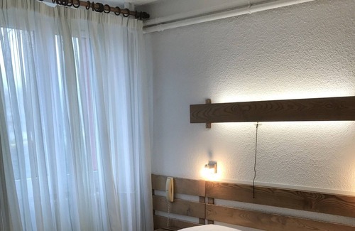 Besse-en-Chandesse Hotel | Hôtel Restaurant Le Clos