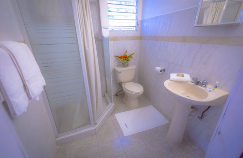 Jacmel Hotel | Hôtel Restaurant Cyvadier Plage
