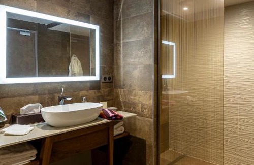 Chaudes-Aigues Hotel | Hôtel & Restaurant Sodade