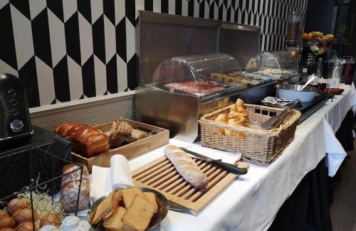 Laval Hotel | Hôtel Restaurants & Spa Perier Du Bignon