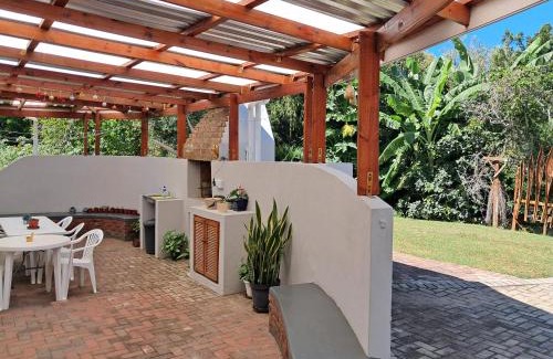 Beacon Bay House | H G Deluxe Guest suites