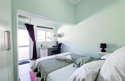 Beacon Bay House | H G Deluxe Guest suites