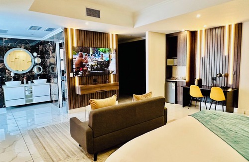 Greater Johannesburg Metropolitan Area House | H & H Boutique and Spa