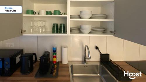 District 4 Apartment | H1 with 4,5 Room, Bathroom, Kitchen, Central, quiet & modern with office