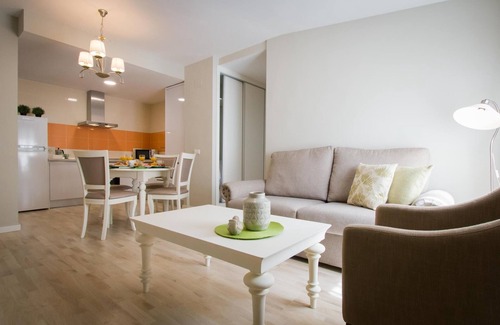 San Felipe Neri Apartment | H2M Suites 2 bedroom with rooftop terrace