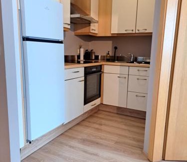 City Center Apartment | H3 apartment - cozy downtown apartment