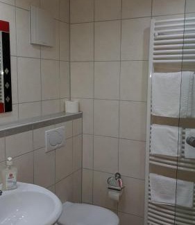 Gundelfingen Hotel | H41 Inn Hotel Garni Freiburg