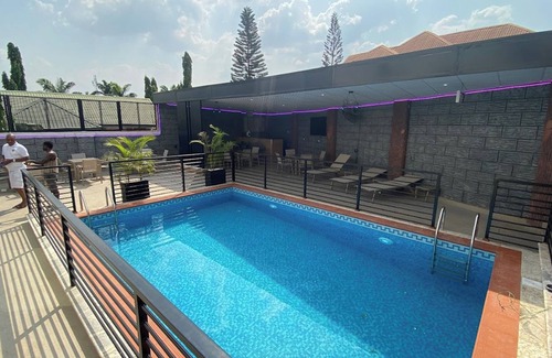 Enugu Apartment | H5 Hotel and Apartments