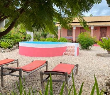 Uroa Bed & Breakfast | Habibi B&B