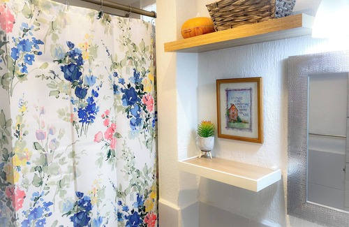 Zona 12 House | Habitacion doble triple H1