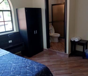 Tamanique House | Habitaciones Casa Cuscatlan
