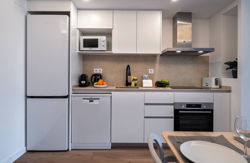 Collblanc y La Torrassa Apartment | Habitat Apartments Teatre 11