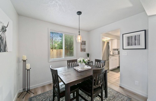 Depot Bench Condo | #HabitueHomes - Morris Hill Morrison