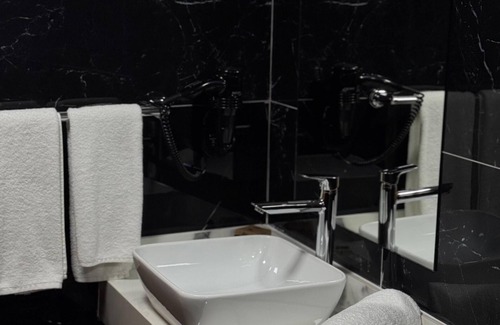 Yomra Hotel | Hacıhan Hotel