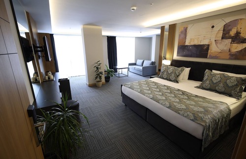 Yomra Hotel | Hacıhan Hotel