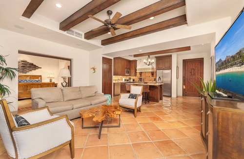 El Medano Ejidal Condo | Hacienda Beach Club beachfront 1 bedroom luxury condo!