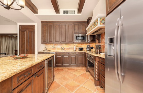 El Medano Ejidal Condo | Hacienda Beach Club beachfront 1 bedroom luxury condo!