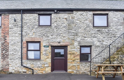 Over Haddon Cottage | Haddon Cottage - UK40270