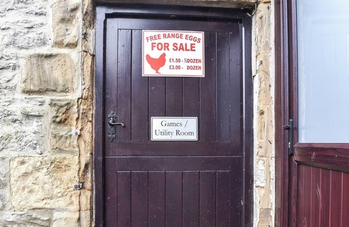 Over Haddon Cottage | Haddon Cottage - UK40270