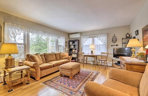 Hadley House | Hadley Vacation Rental 24 Mi to Springfield!