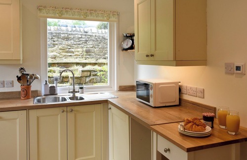 Henshaw Cottage | Hadrians Garden Cottage - UK3323