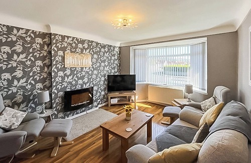 Prestatyn Cottage | Hafan Traeth - Beach Haven