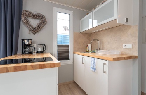 Usedom Apartment | Hafenresort Karnin - Hausboot Pit - Hausboot Pit