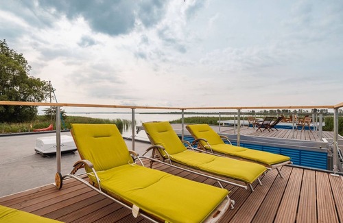 Usedom Apartment | Hafenresort Karnin - Hausboot Pit - Hausboot Pit