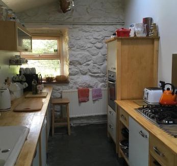 Dinas House | Hafod Boeth