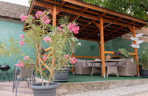Mako Bed & Breakfast | Hagyma Panzió