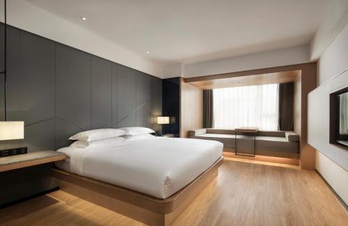 Long Hua Hotel | Haikou S-INN Hotel