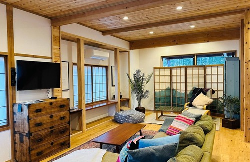 Iimori House | Hakuba Bliss Cottage 2LDK 6person rental/Kitaazumi-gun Nagano