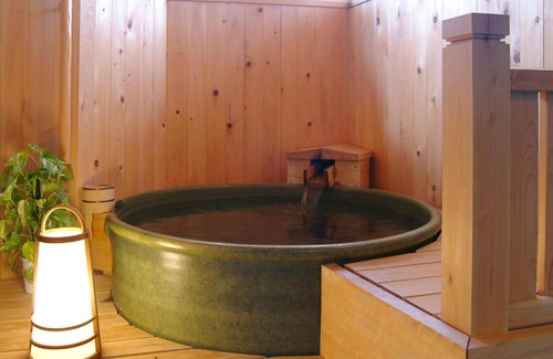 Onsen Hotel | Hakuwaso