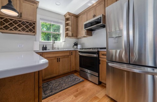 Lexington Apartment | Halestone Cottage Downtown Lex
