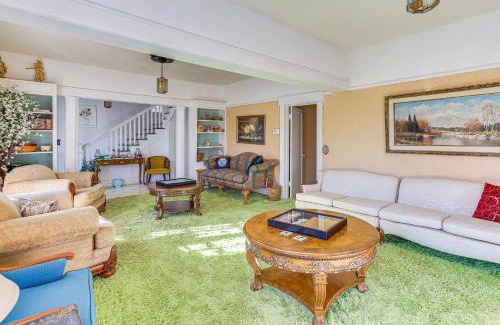 Atwood House | Half-Mi to Atwood Lake Spacious Home!