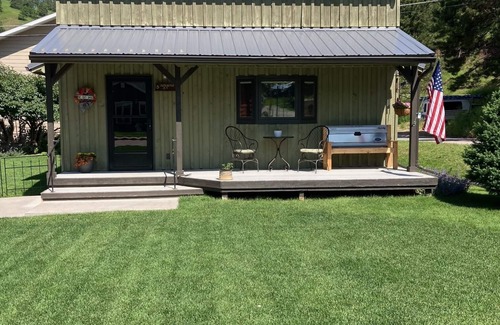 Deadwood House | Half mile to Deadwood Main Street, trolley & trail close by, quiet neighborhood