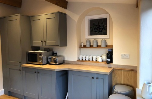 Walsingham House | Half Moon House is a beautifully renovated brick and flint cottage near Wells.