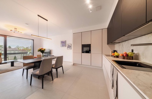Luxembourg City Apartment | Halternative Residence Renaissance