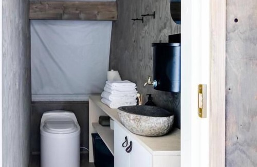 Espoo Bed & Breakfast | Haltia Lake Lodge nature boutique hotel & glamping