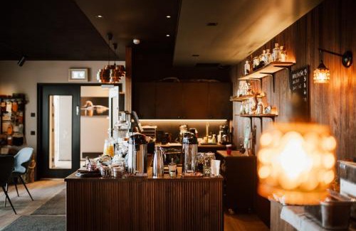 Espoo Hotel | Haltia Lake Lodge nature boutique hotel & glamping