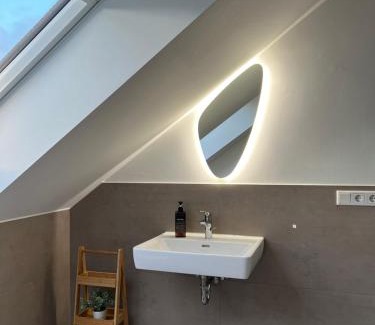 Kernstadt Apartment | HAMA Design Homes Pader-Stars