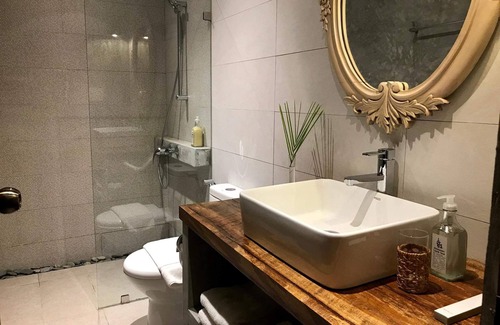 Bacolor Hotel | Hamanda Hotel