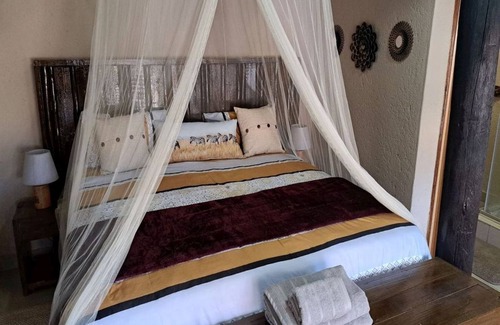 Musina Cabin | Hambana Lifestyle Lodge