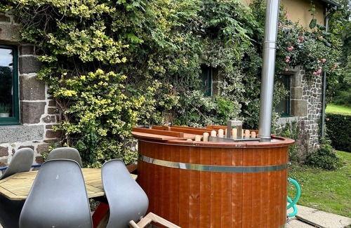 Hambye Cottage | Hambye'ance Nature 30 people 2 Cottage : Finnish spa billiards