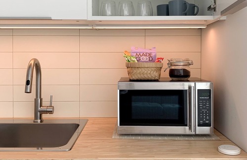 North Vancouver House | Hamilton Garden Suite in North Vancouver