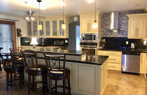 Palmetto Bay House | Hamilton House Miami - Tropical Oasis/Heated Pool/Tiki/Brazilian BBQ
