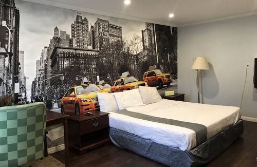 Sturbridge Hotel | Hamilton Inn