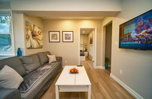 Hamilton Apartment | Hamilton Oasis - Luxe Beds - BBQ Haven - Pool