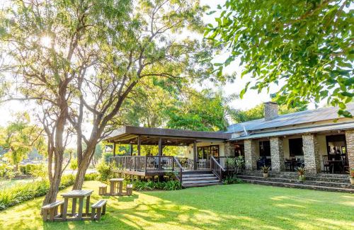 Malelane Bed & Breakfast | Hamiltons Lodge & Restaurant